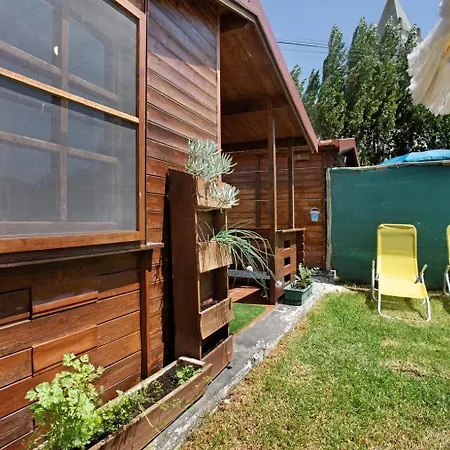 Landhaus Dinocamp *